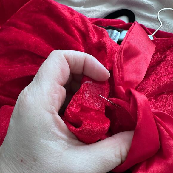 Chasing Fireflies Girls Little Red Riding Hood Costume - Picture 5 of 9